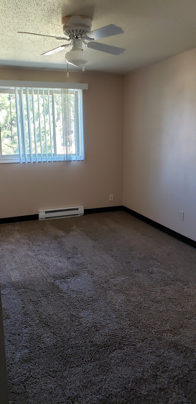 Photo - Aspen Circle Apartments