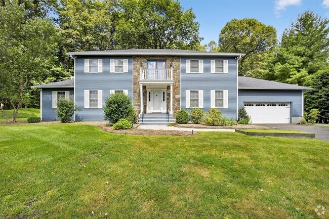 Building Photo - 92 Brook Hollow Dr Rental