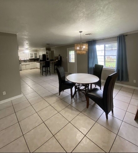 Photo - 303 S 17th St