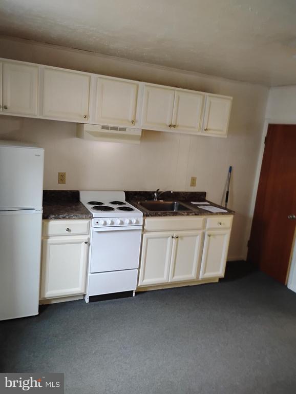 Photo - 268 Wilkes St Unit 11