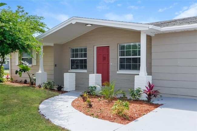 Photo - 1319 Gerard Ln