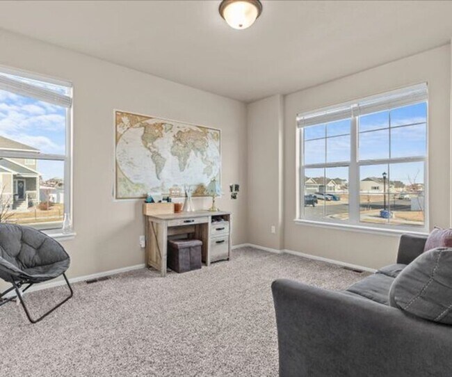 Photo - Modern 4-Bedroom Home in Desirable Promontory Neighborhood - Pet Friendly