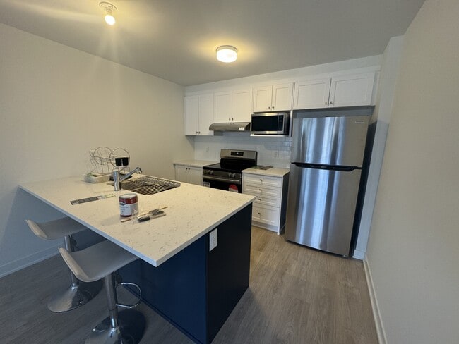 Photo - 32 Pyrite Private