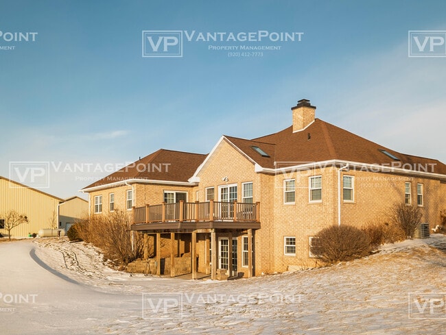 Photo - 5678 Morrison Rd