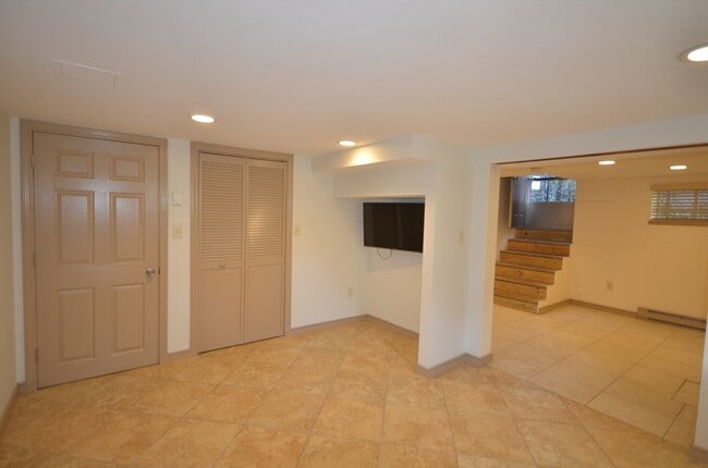 Photo - 18 Benton Rd Apartment Unit G