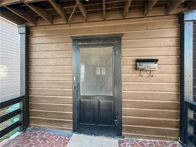 Photo - 109 Vine St SW Unit A