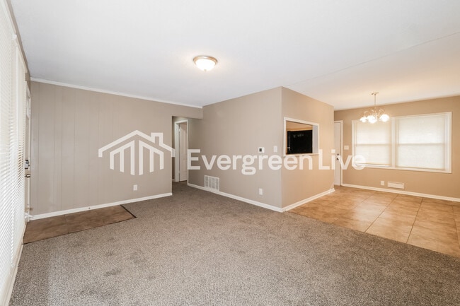 Photo - 7611 E 107th St