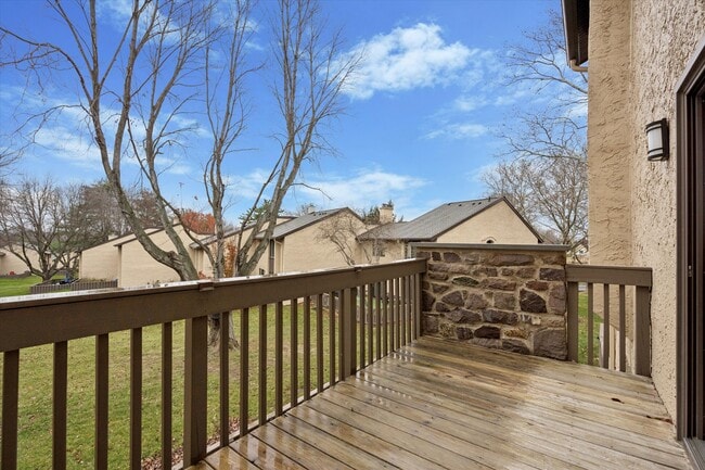 Photo - 42 Golf Club Dr