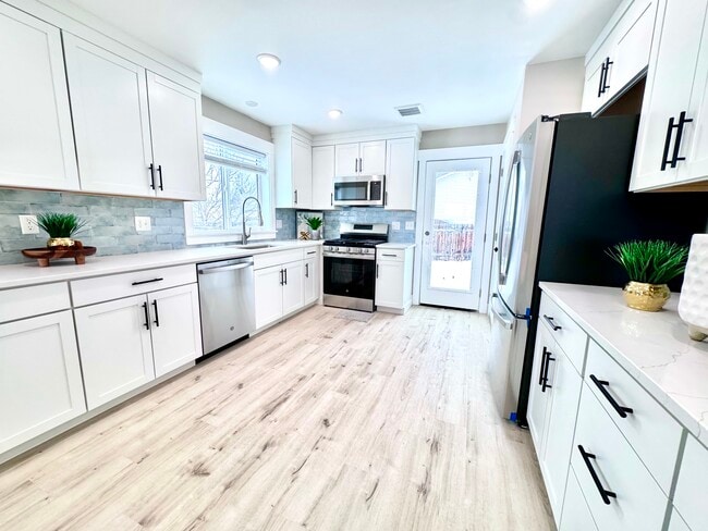 Photo - 3217 E Reynard Ln