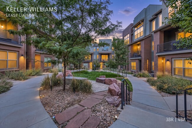 Photo - 427 Primrose Ln