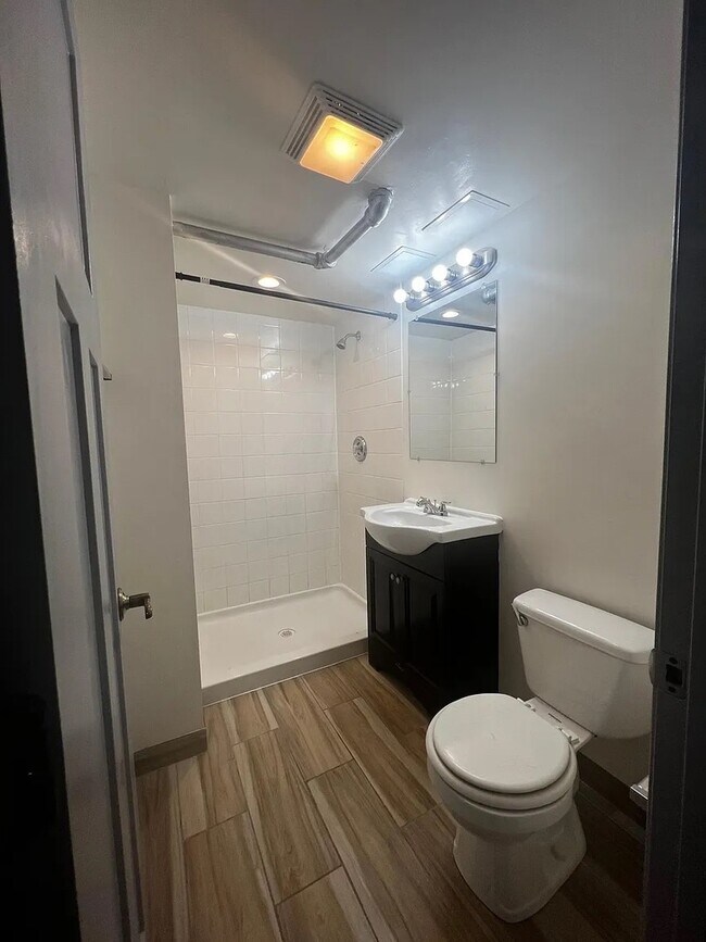 Photo - 4304 W Shakespeare Ave Unit BASEMENT