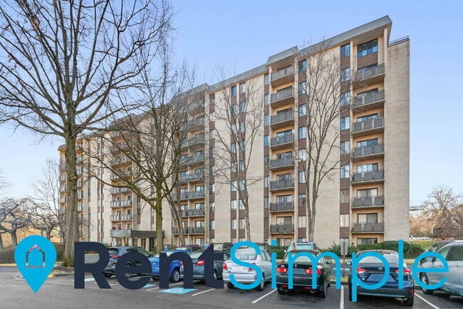 Photo - 6001 Arlington Blvd Unit 720