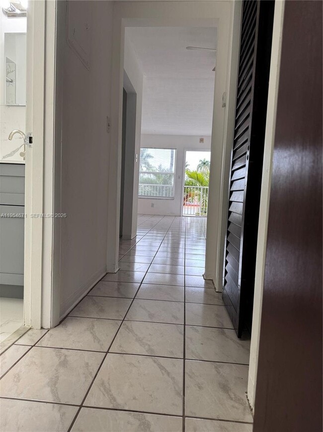 Photo - 1502 Arthur St Unit 15