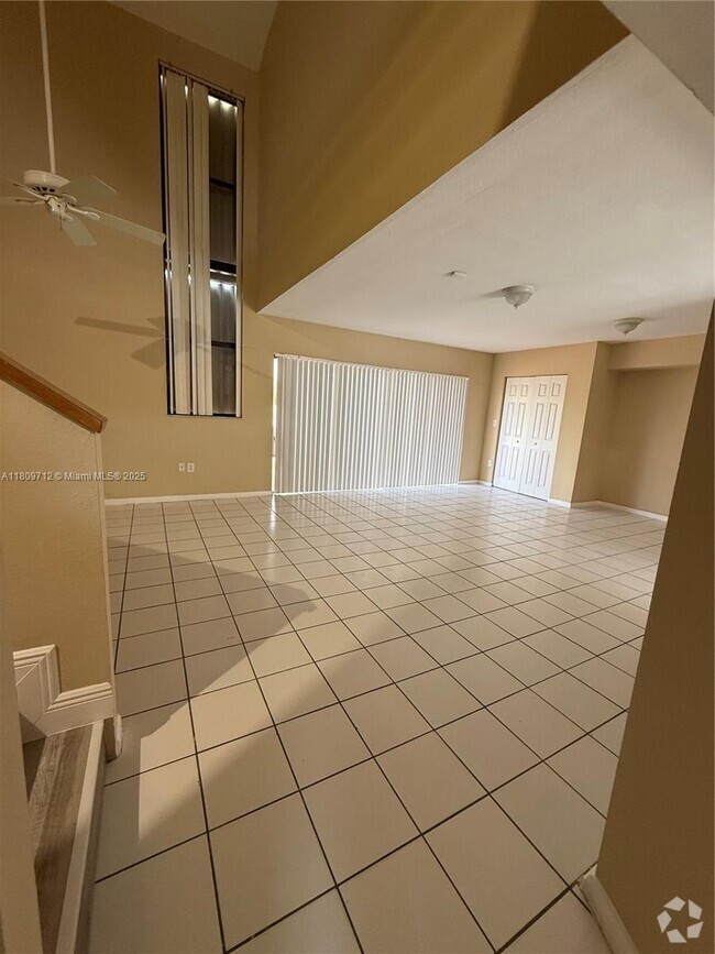 Building Photo - 3208 San Remo Cir Rental
