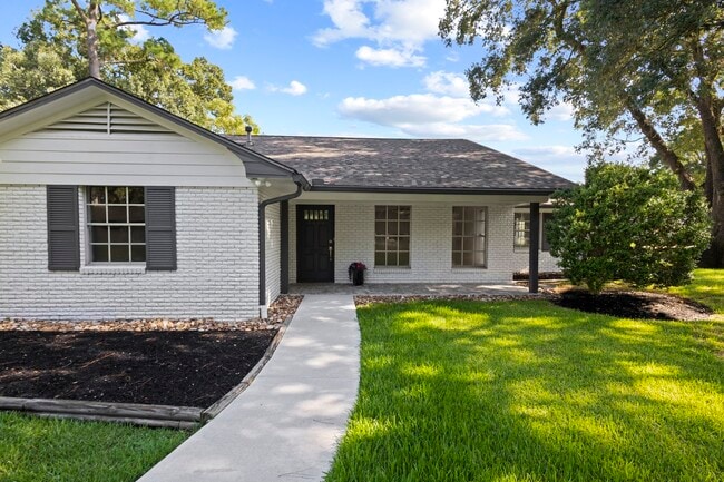 Photo - 4610 Regina Ln