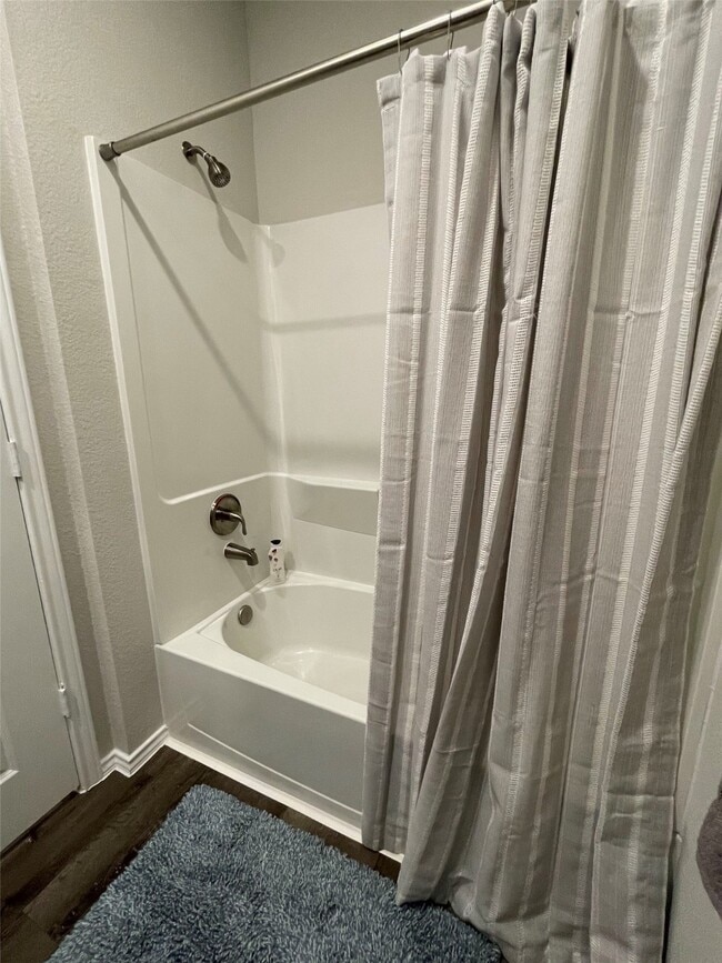 Photo - 16888 W Ivanhoe St