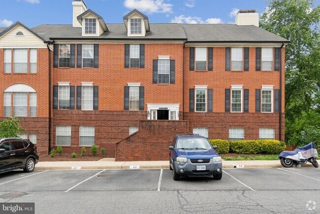 Building Photo - 660 Gateway Dr SE Unit 109 Rental