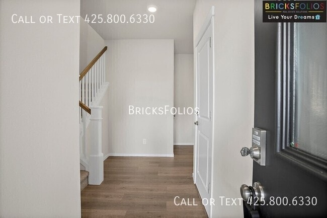 Photo - 1209 SW Pendleton Way