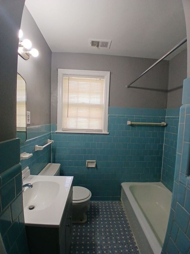 Photo - Beautiful 2 bedroom 1 bath home