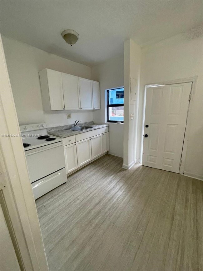 Photo - 1140 NW 4th St Apartamento Unidad 1B