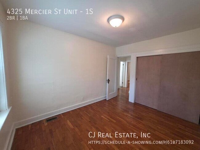Photo - 4325 Mercier St