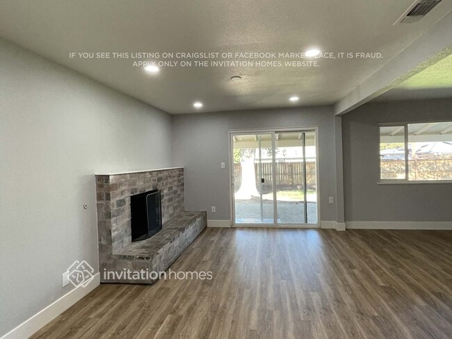 Photo - 2332 Zinfandel Dr