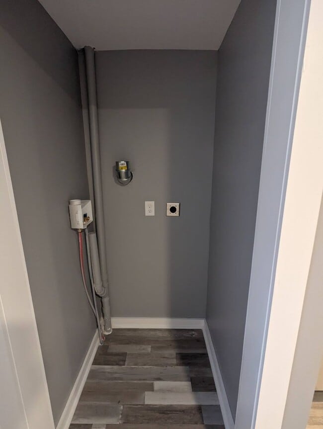 Photo - 19 Main St Unit 2nd Floor