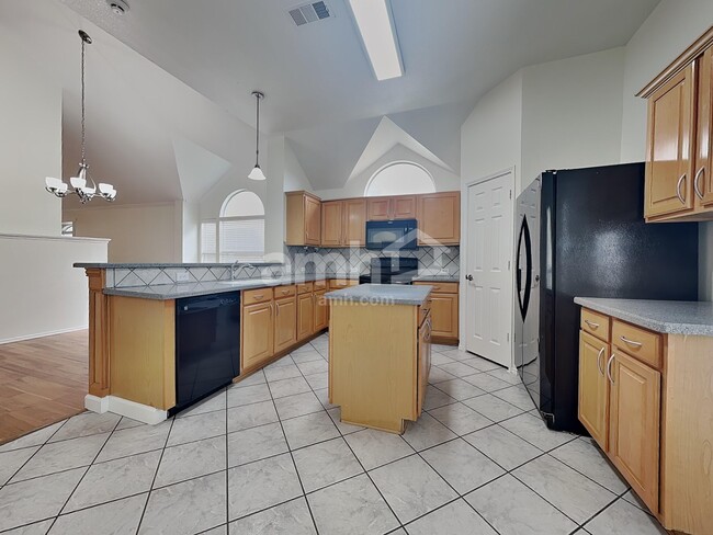 Photo - 5712 Rio Grande Dr