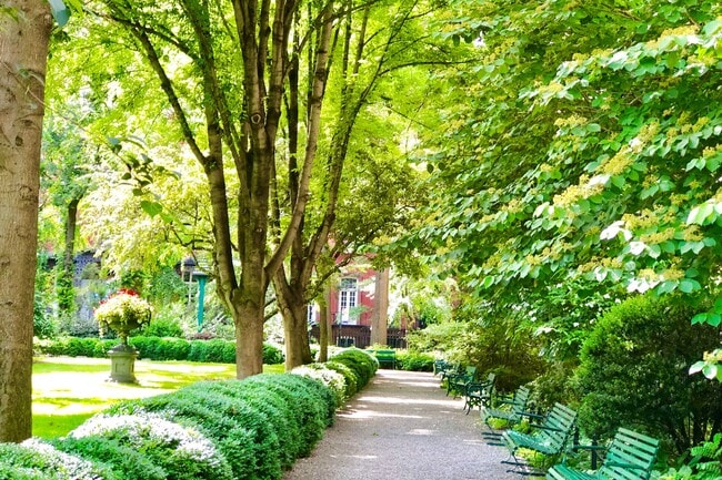 Photo - 160 E 23rd St