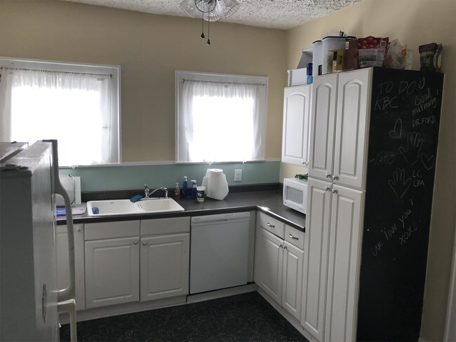 Photo - 1615 Kenilworth Ave