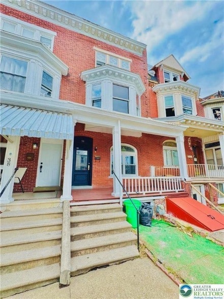 Building Photo - 36 S Jefferson St Rental