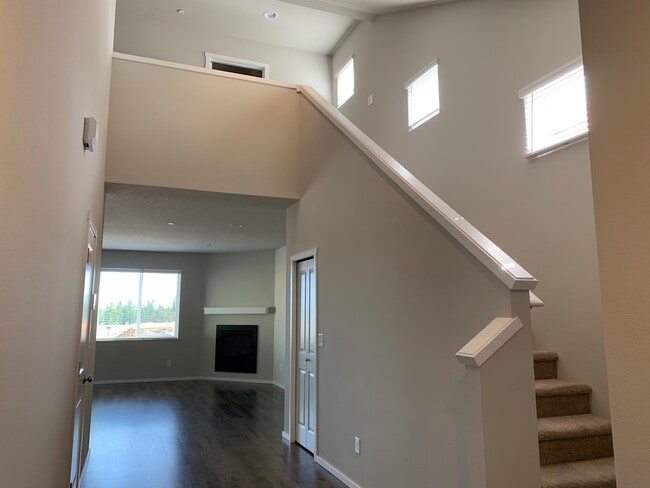 Photo - Beautiful 4 Bedroom 2.5 Bath Home Located In A Beautiful Master Planned Community in Camas! Top R...