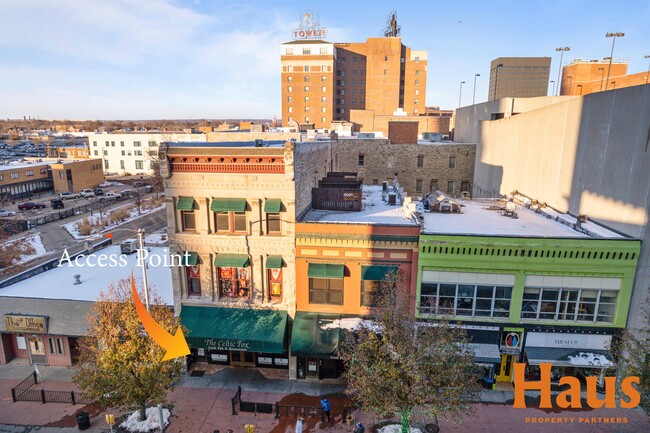 Photo - 118 SW 8th Ave