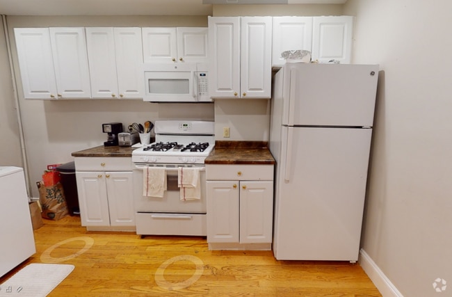 Building Photo - 350 Allston St Rental