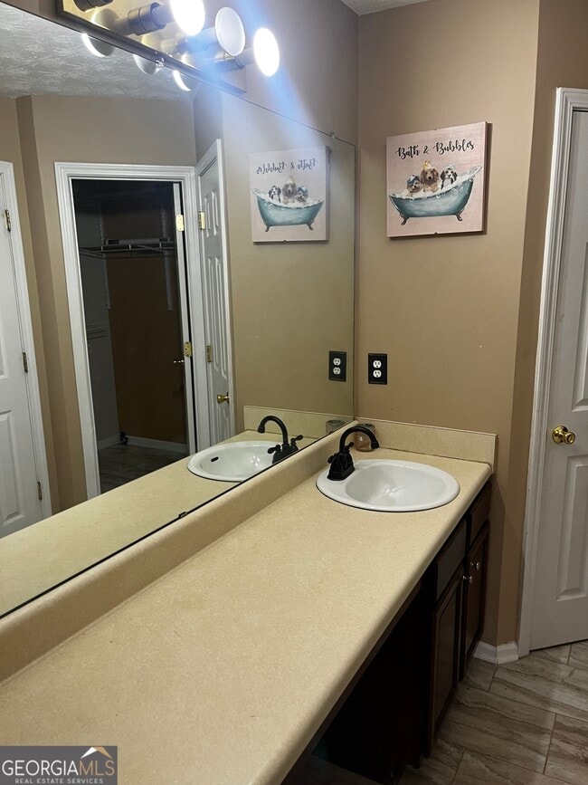 Photo - 6675 Princeton Park Ct