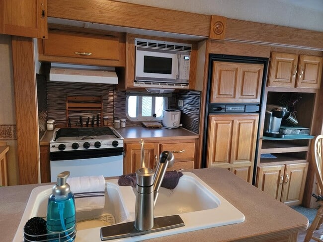 Building Photo - 9797 E 32nd St Unit 820