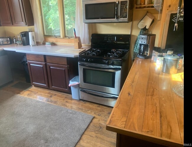 Photo - 5898 S Rogers St