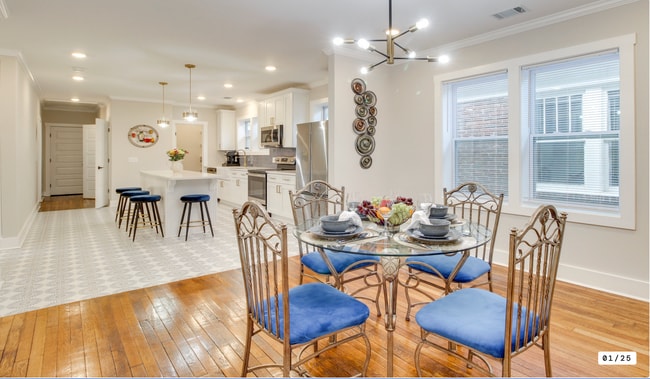 Photo - 905 E Park Ave