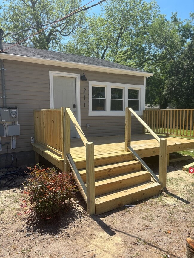 Photo - 211 Gertrude St