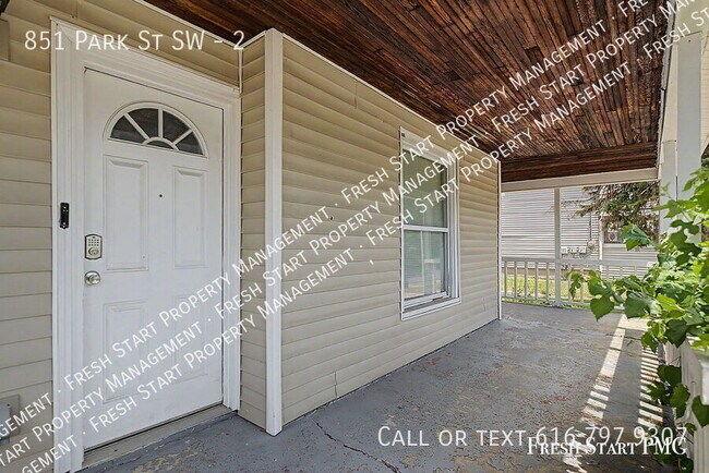 Photo - 851 Park St SW Unit 2