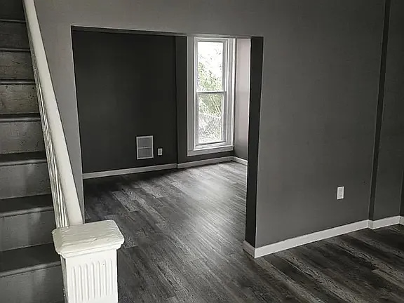 Photo - 5555 Crowson St Unit 10