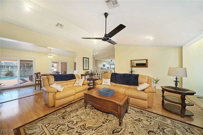 Photo - 3832 SW 20th Ave