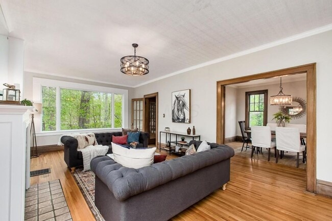 Photo - 2074 Iuka Ave