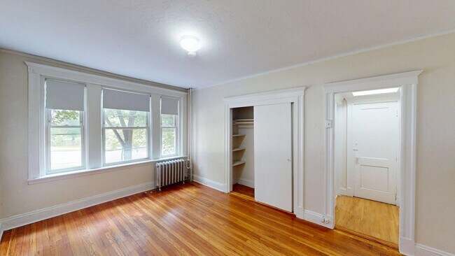 Photo - 1255 Boylston St