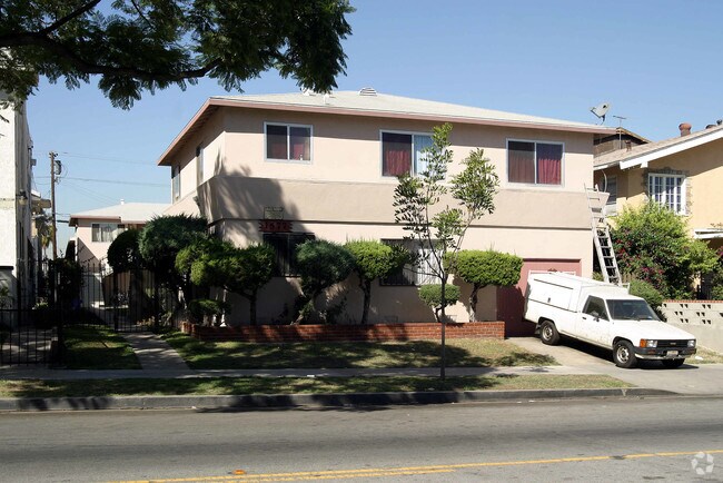 Photo - 1577 Pine Avenue