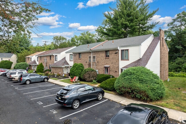 Brookshire Trace Townhomes