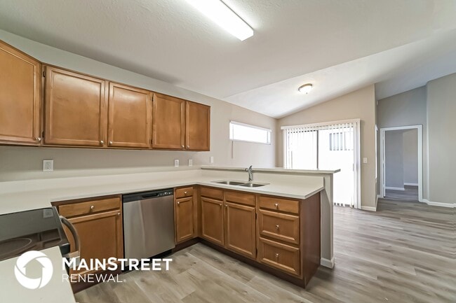 Photo - 4010 N 88th Ave