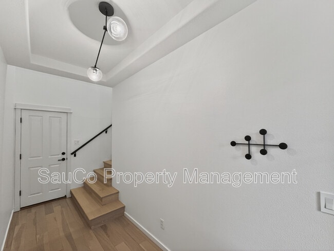 Photo - 7399 NE Stonewater St