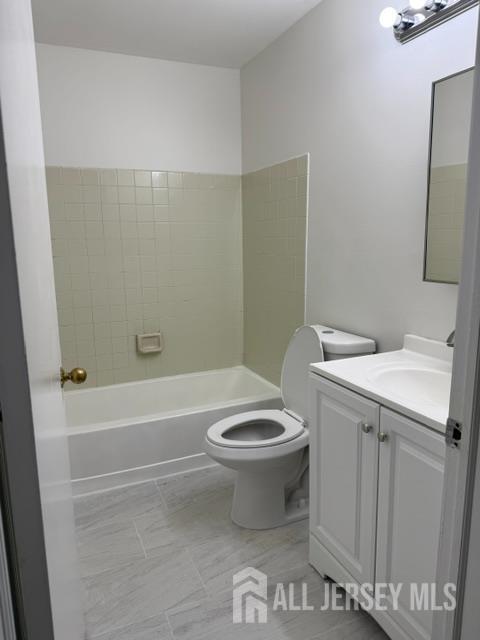 27 Dennis Ct