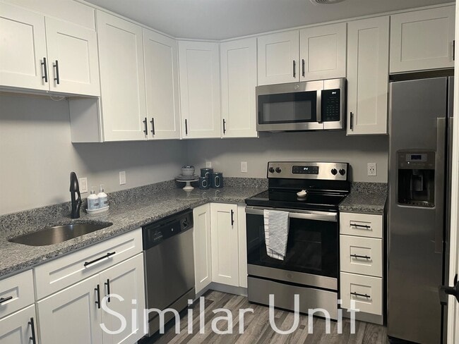 32 Cherry St Unit 32-306